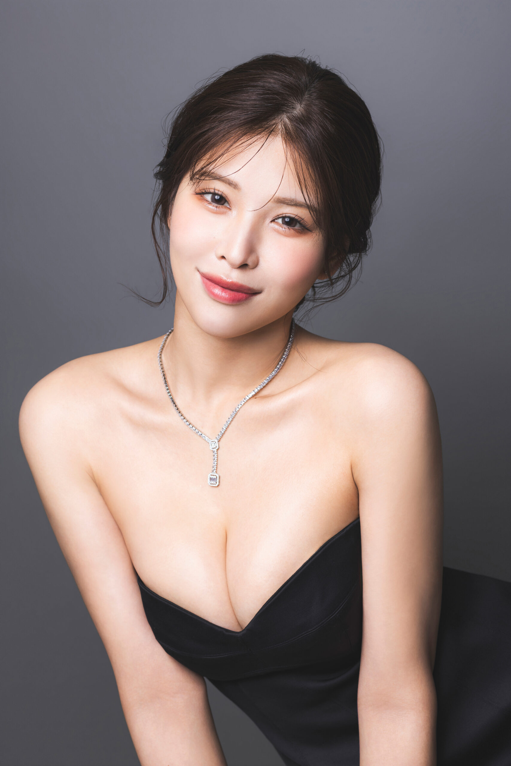 福岡中洲キャバクラ BARCELONA桃李（とうり） 七海 なみ4