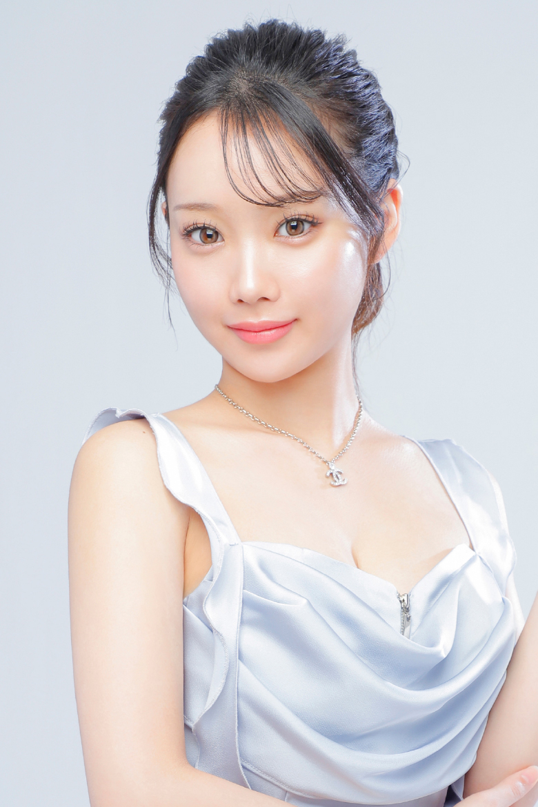 福岡中洲キャバクラ BARCELONA桃李（とうり） 七瀬 愛菜