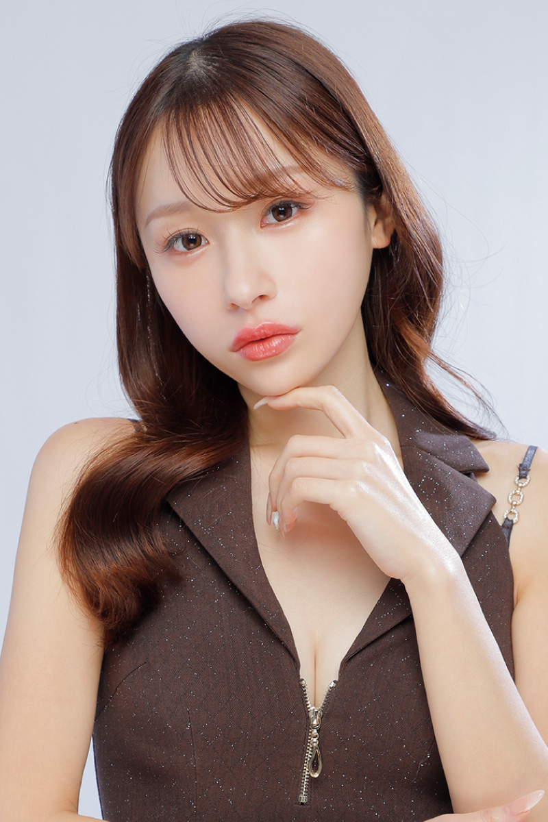 福岡中洲キャバクラ BARCELONA桃李（とうり） 東雲 ありな