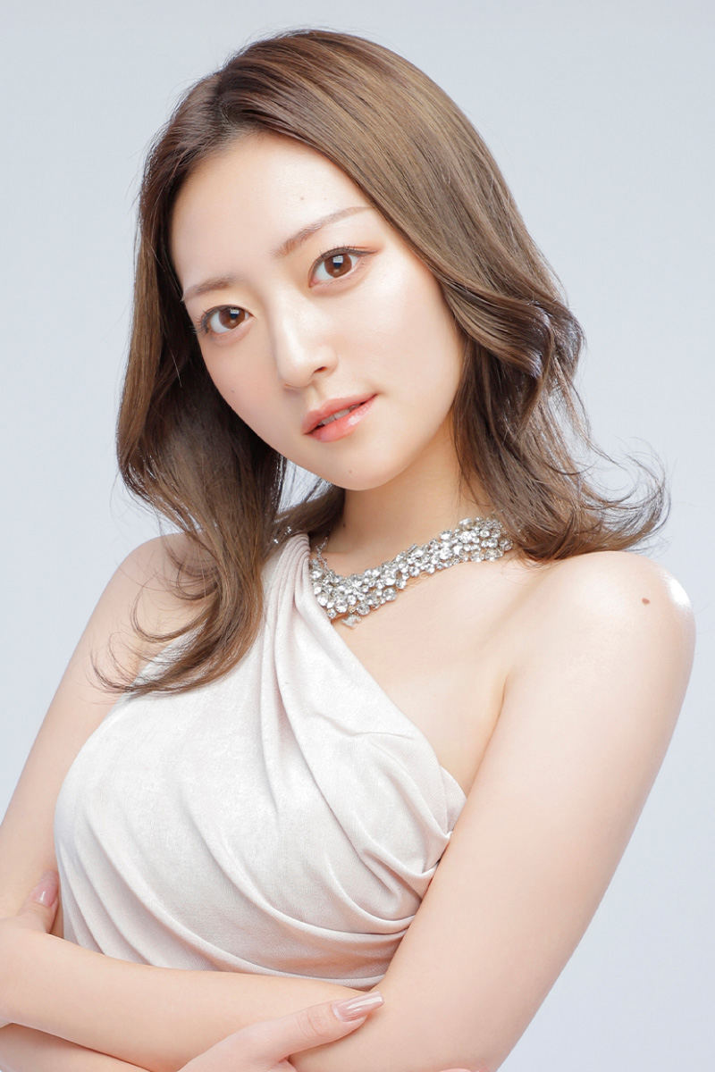 福岡中洲キャバクラ BARCELONA桃李（とうり） 涼宮 ほたる