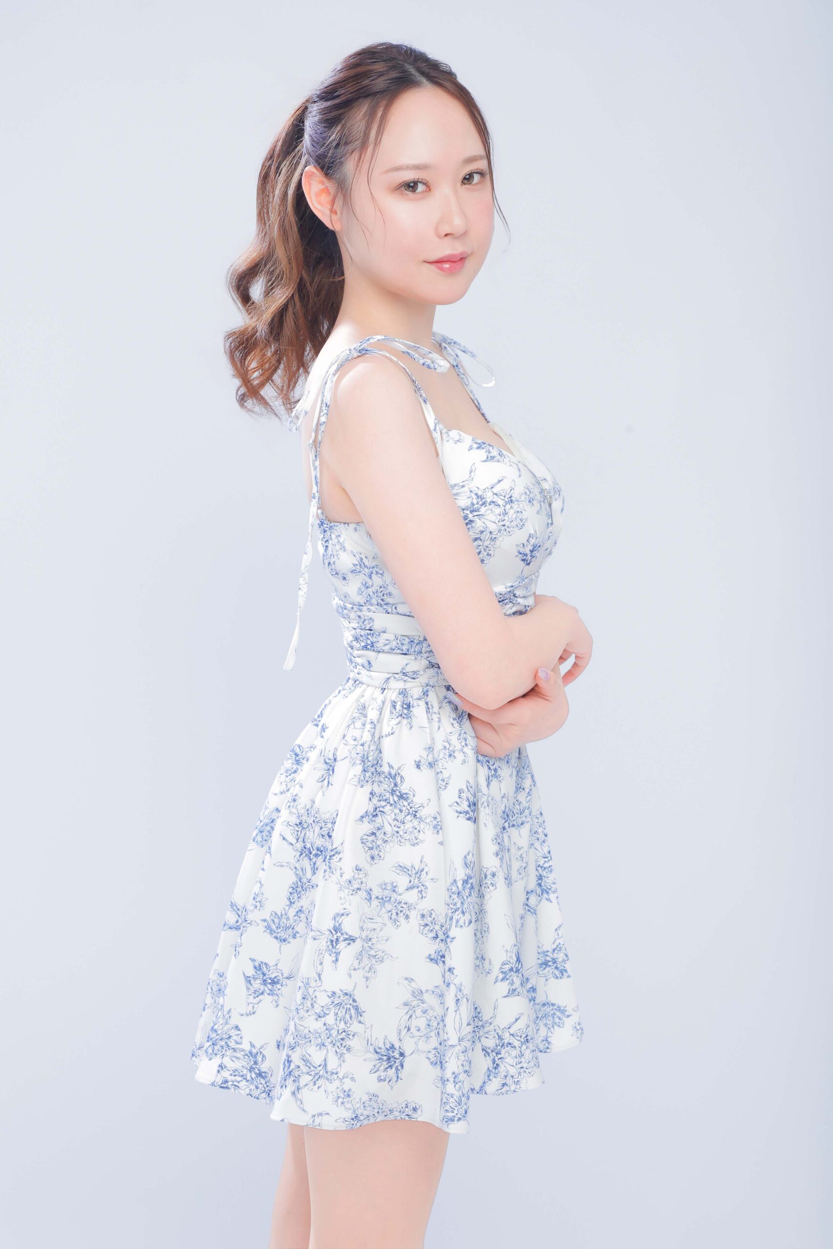 福岡中洲キャバクラ BARCELONA桃李(とうり) 夏希 みな1