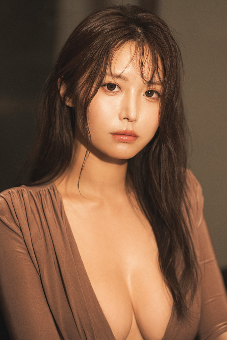 すすきの札幌ニュークラブ・キャバクラ Fillia 百合 もも