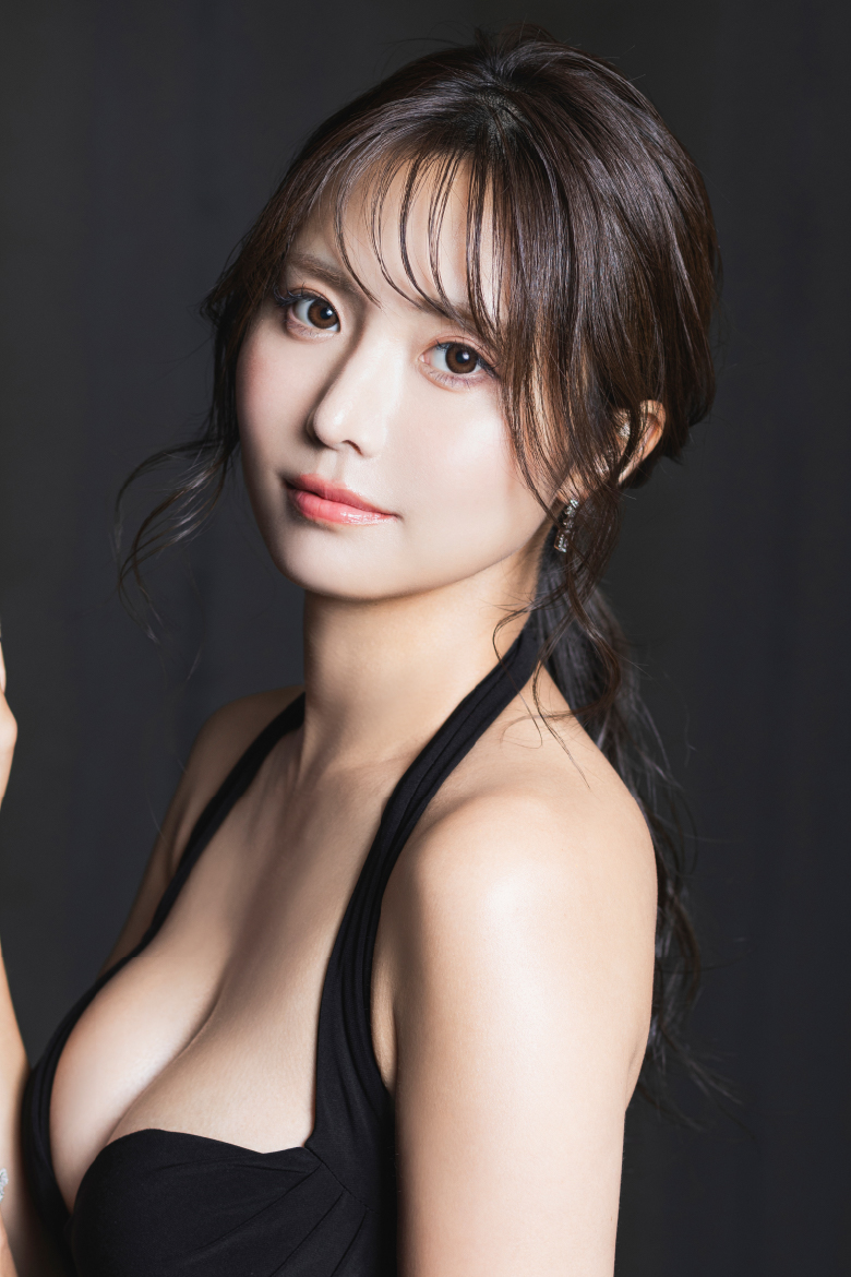 すすきの札幌ニュークラブ・キャバクラ Fillia 百合 もも