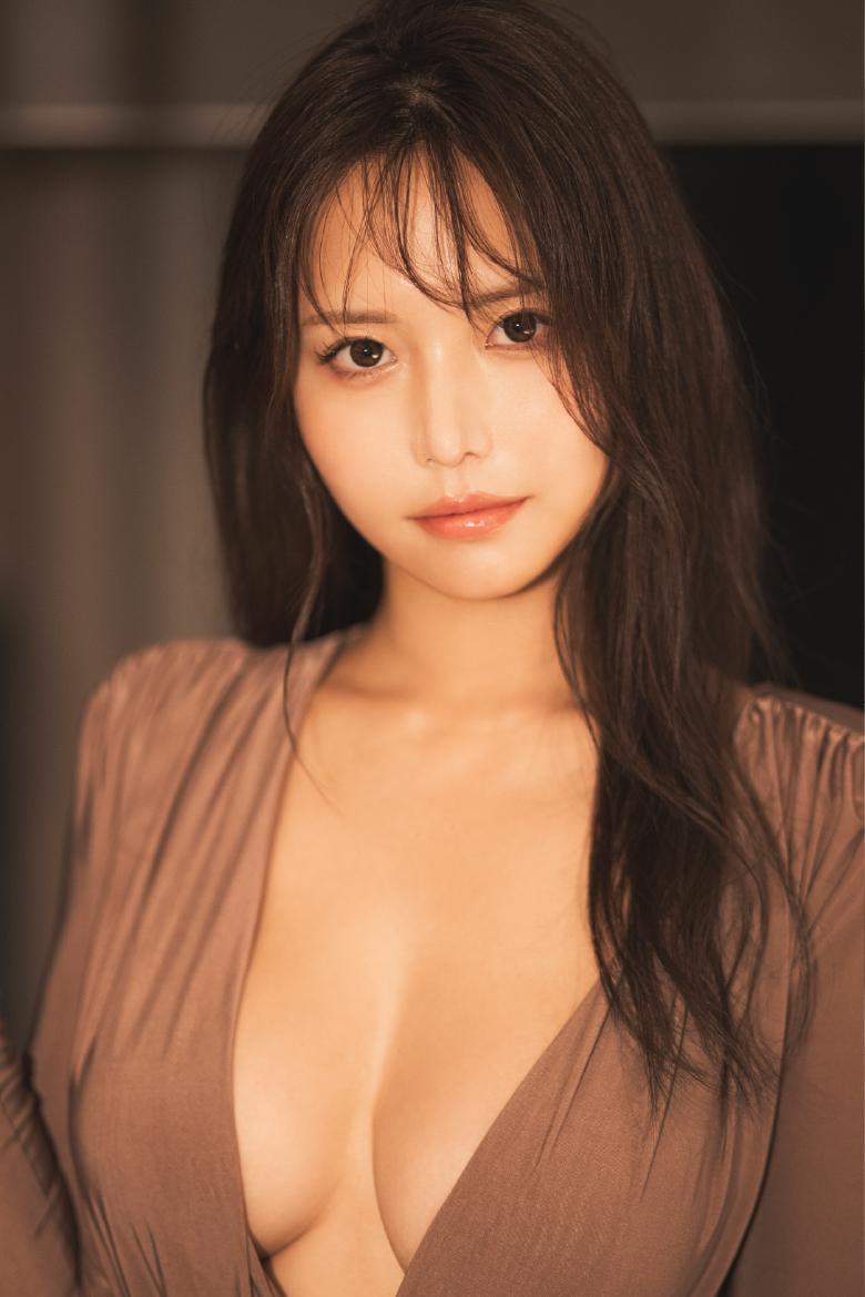 すすきの札幌ニュークラブ・キャバクラ Fillia 百合 もも