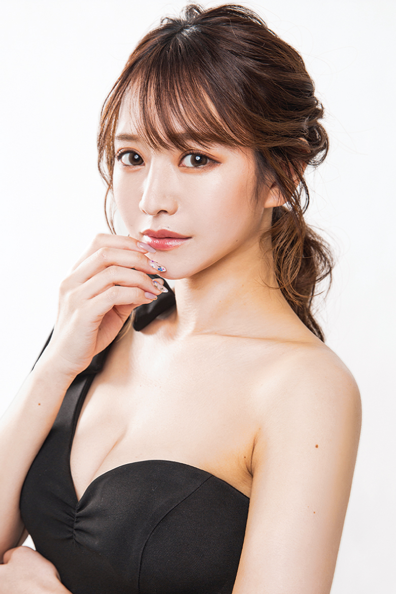 すすきの札幌ラウンジ 凛 葉月 りほ