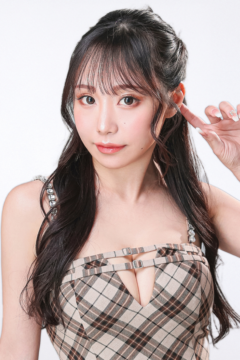 すすきの札幌ニュークラブ・キャバクラ 桃李 三葉 えな