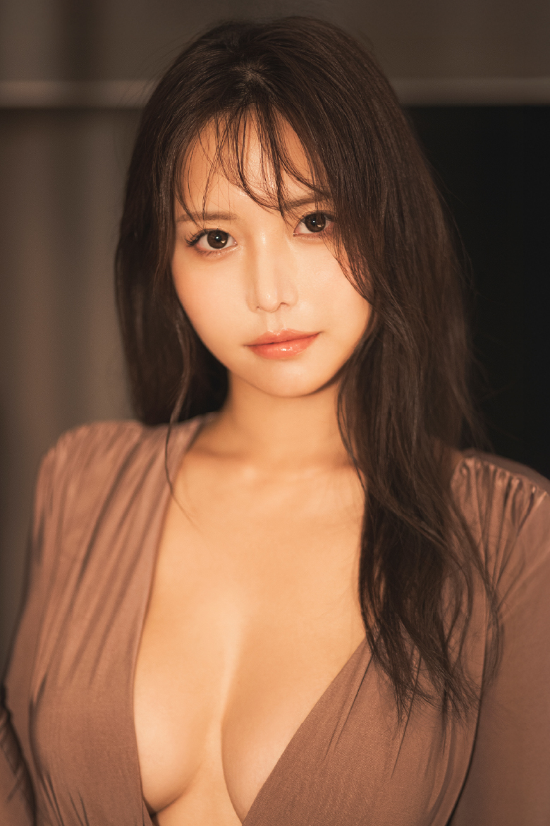 すすきの札幌ニュークラブ・キャバクラ Fillia 百合 もも