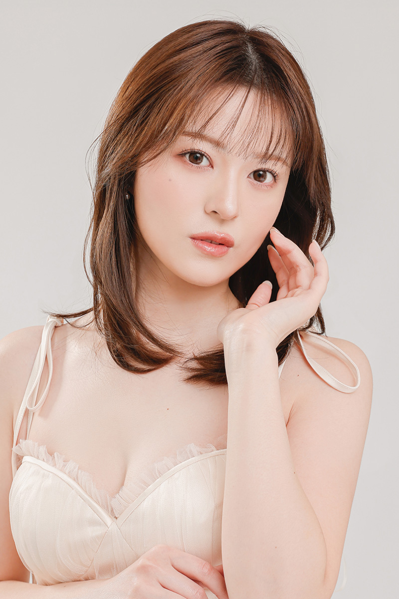 すすきの札幌ラウンジ 凛 輝風 りみ