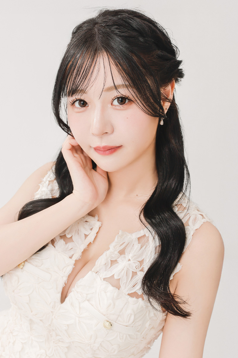 すすきの札幌ニュークラブ・キャバクラ 桃李 星野 まこ