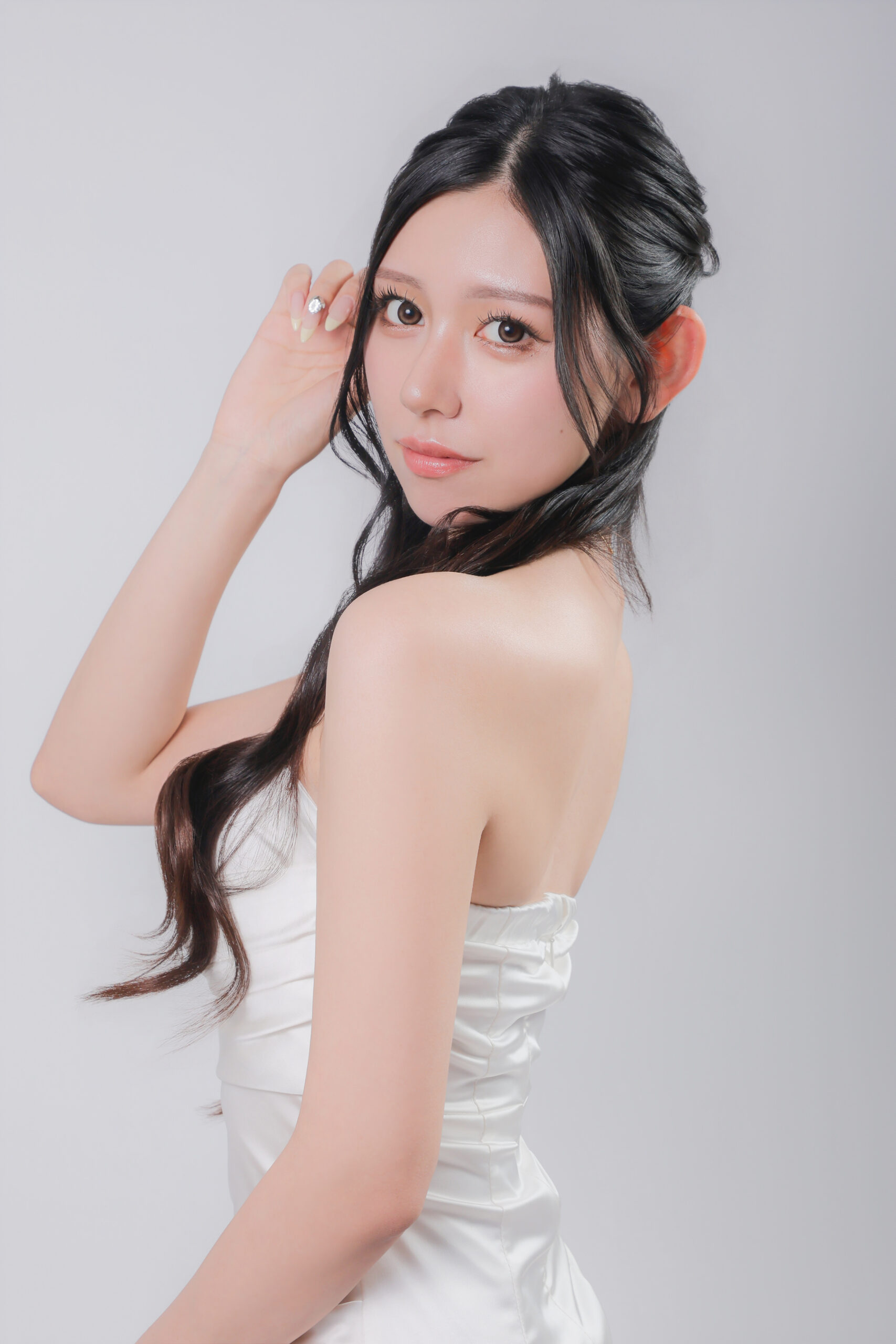 BARCELONA 桃李（とうり） - すすきの札幌No.1ニュークラブ（キャバクラ） | バルセロナグループ 美月 りか1